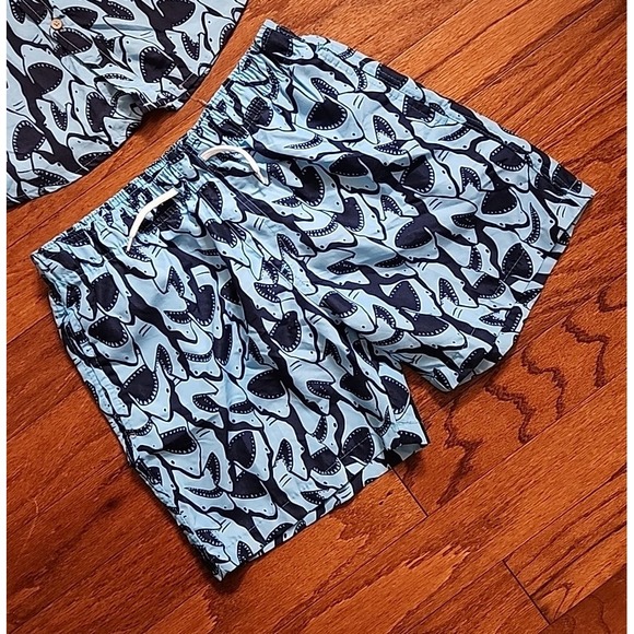 Trunks Surf And Swim CO. Shark Blue Shorts and Shirt Size XL YOUTH Sanro Short - Picture 3 of 8